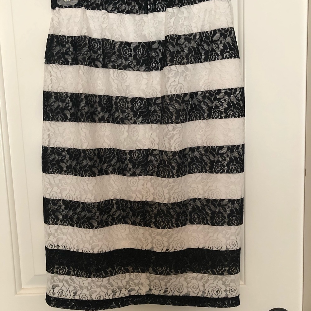 Lacey pencil skirt